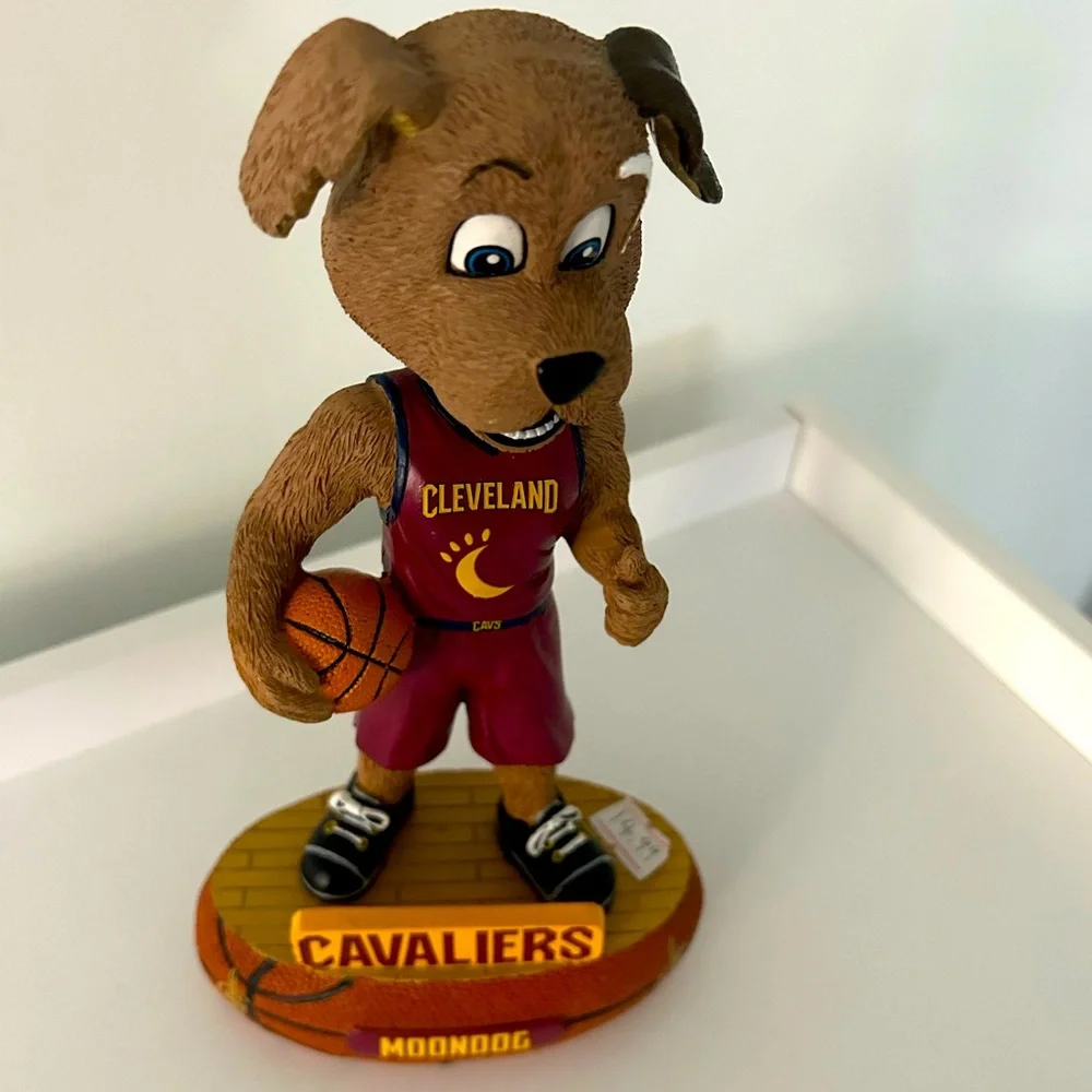 Cleveland Cavaliers Mascot - Bobblehead NBA Limited Edition Collectible - Picture 4 of 9